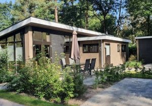 Nieuw en sfeervol minder validen vakantiehuis op de Veluwe (Hoenderloo)